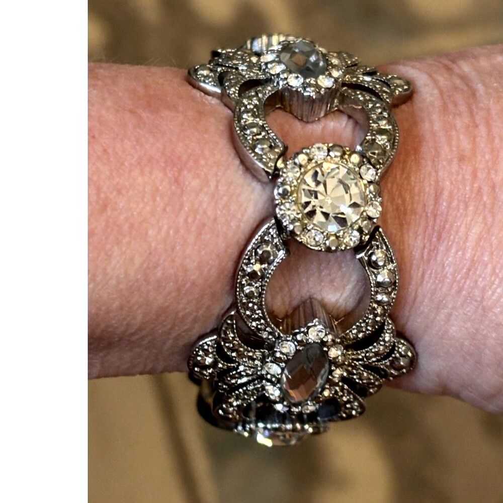 Retired Limited Edition Lia Sophia Silver-Tone Crystal Bracelet - Picture 6 of 7